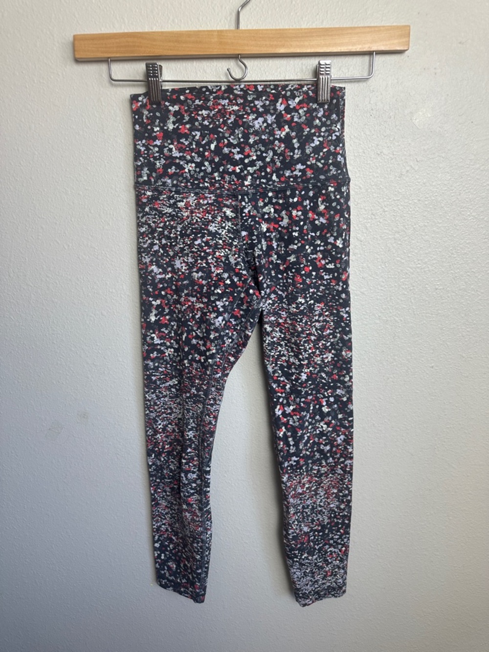 Lululemon capris